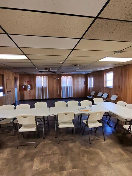 More Photos Of 21502 Pickett Ave, South Chesterfield Office For Sale