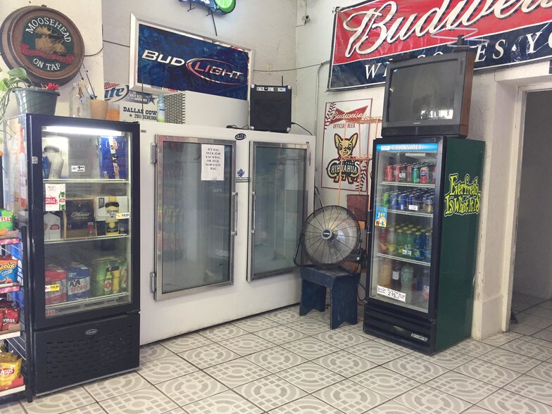 More Photos Of 501 S Darrington Rd, Horizon City Freestanding For Sale