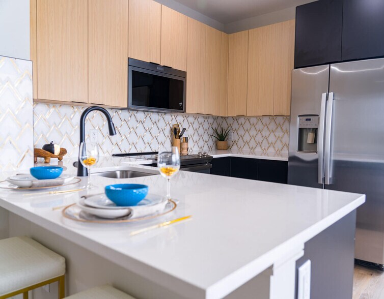 More Photos Of 457-461 Schuyler Ave, Kearny Apartments For Sale