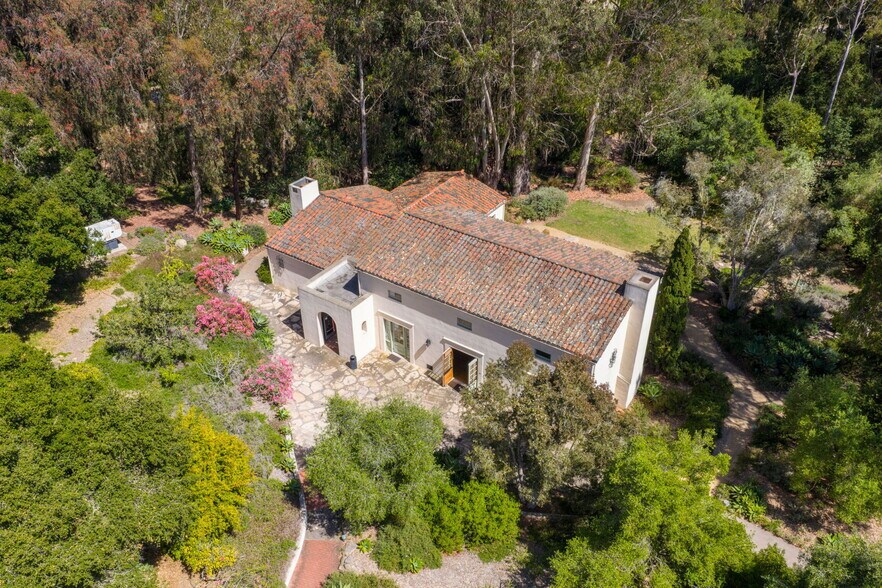 More Photos Of 249 Lambert Rd, Carpinteria Specialty For Sale