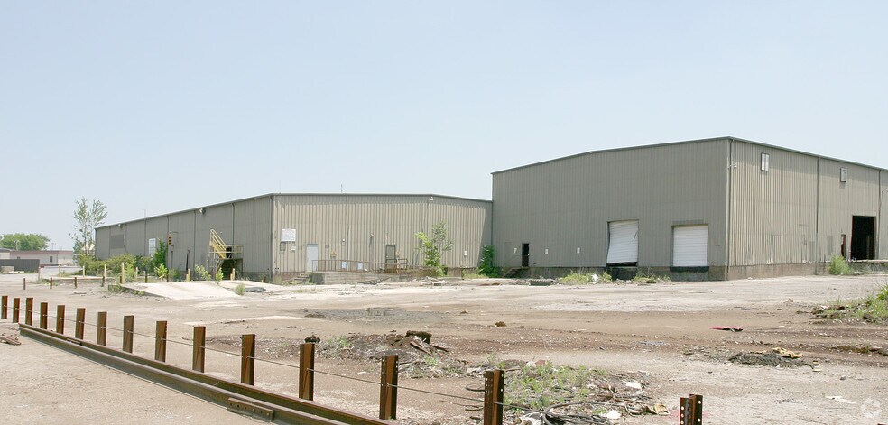 More Photos Of 3435 27th Ave N, Birmingham Manufacturing For Sale