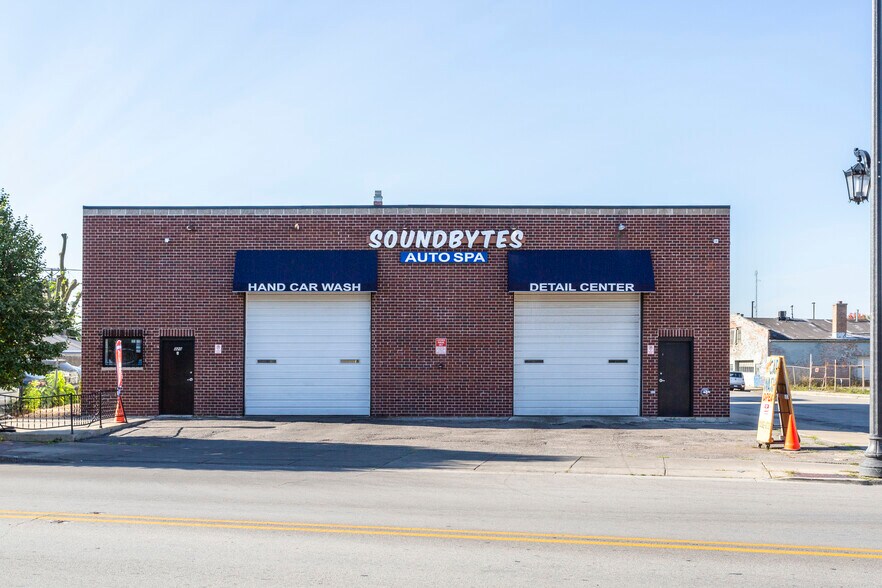 Primary Photo Of 320 Lake St, Maywood Carwash For Sale