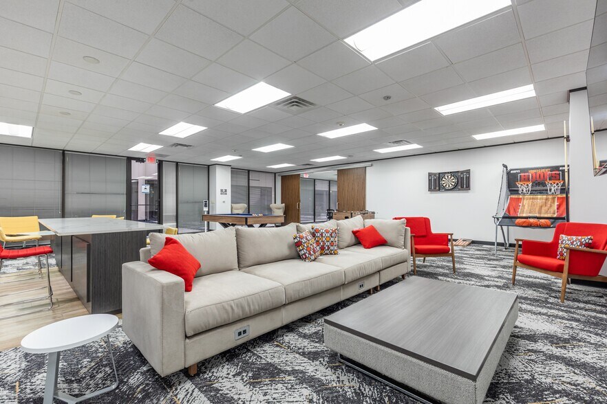 More Photos Of 16340 Park Ten Place Dr, Houston Office For Lease