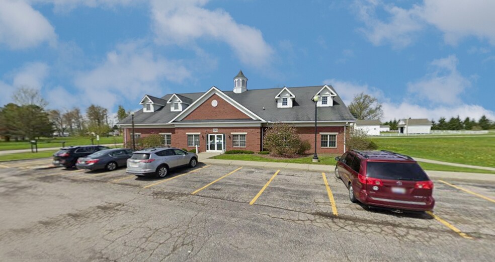 More Photos Of 1365 Kelso Dr, Kent Medical For Sale