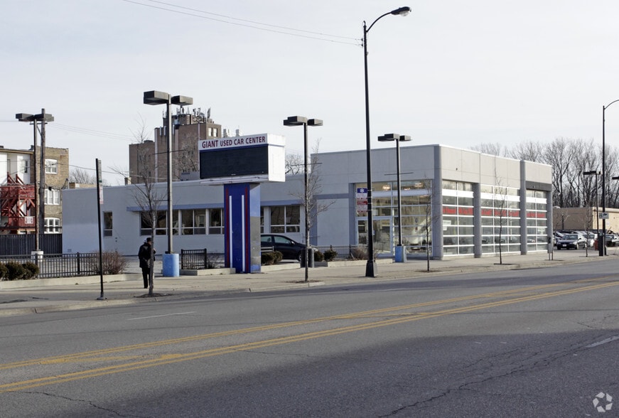More Photos Of 6017-6057 N Western Ave, Chicago Auto Dealership For Sale