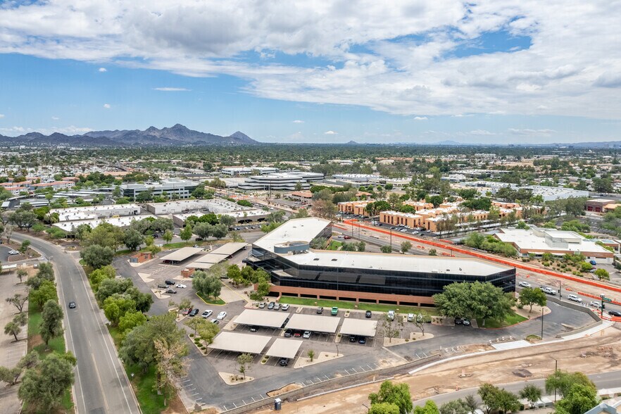 More Photos Of 2400 W Dunlap Ave, Phoenix Office For Sale