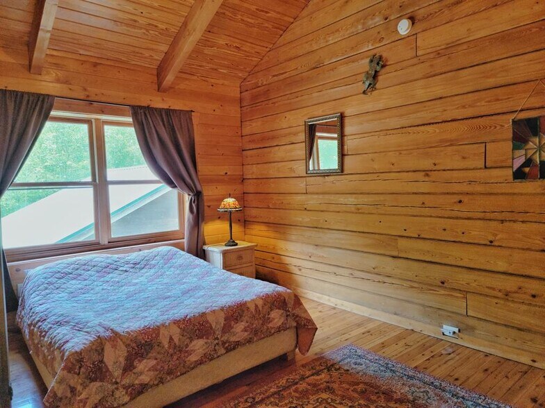 More Photos Of 9545 178th St, Mc Alpin Specialty For Sale