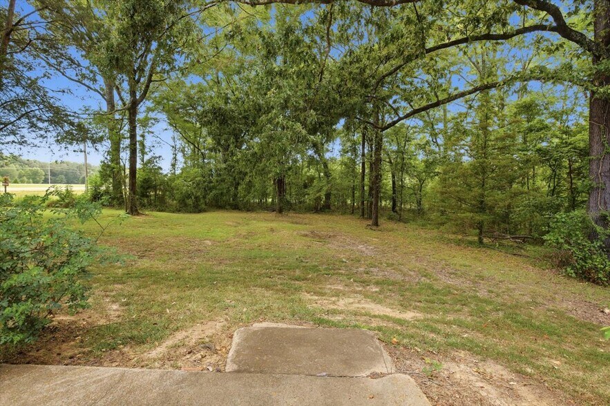 More Photos Of 200 Forest View Dr, Raymond Office For Lease