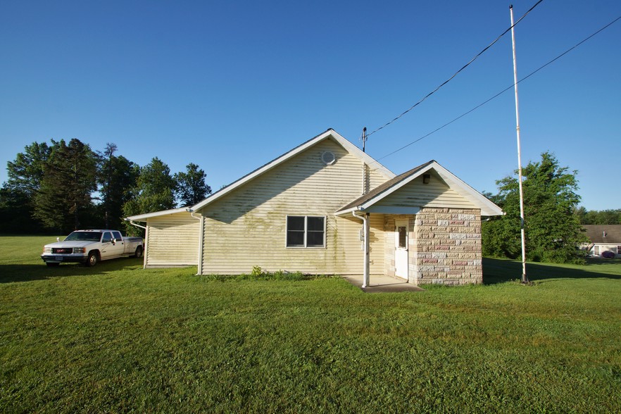 Primary Photo Of 474 Main St, Brewster Specialty For Sale