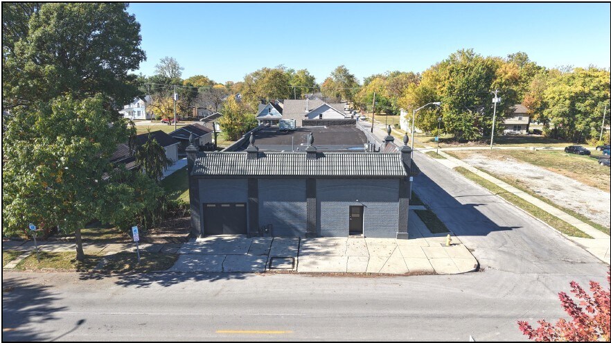 Primary Photo Of 1902 S Harrison St, Fort Wayne Warehouse For Sale