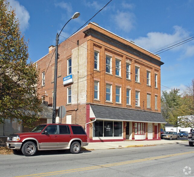 More Photos Of 607 Main St, Huron General Retail For Lease