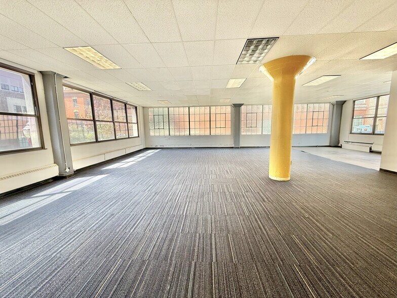 More Photos Of 300 Broadway, San Francisco Loft Creative Space For Lease