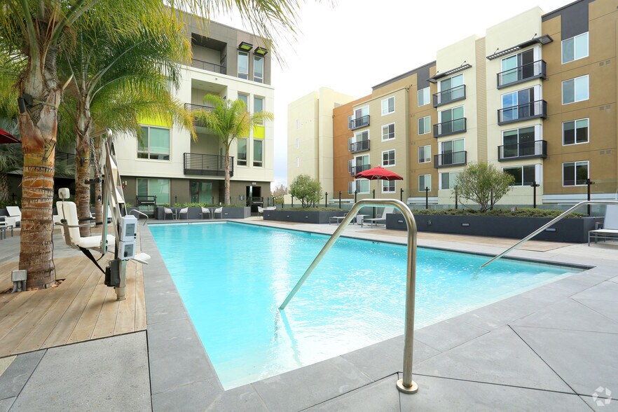 More Photos Of 121 S Frances St, Sunnyvale Apartments For Lease