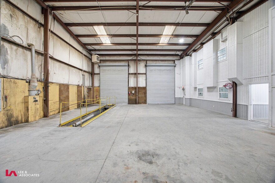 More Photos Of 1364 Candler Rd, Gainesville Truck Terminal For Lease