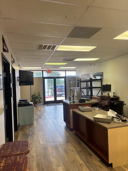 More Photos Of 1101-1105 University Dr E, College Station Medical For Lease