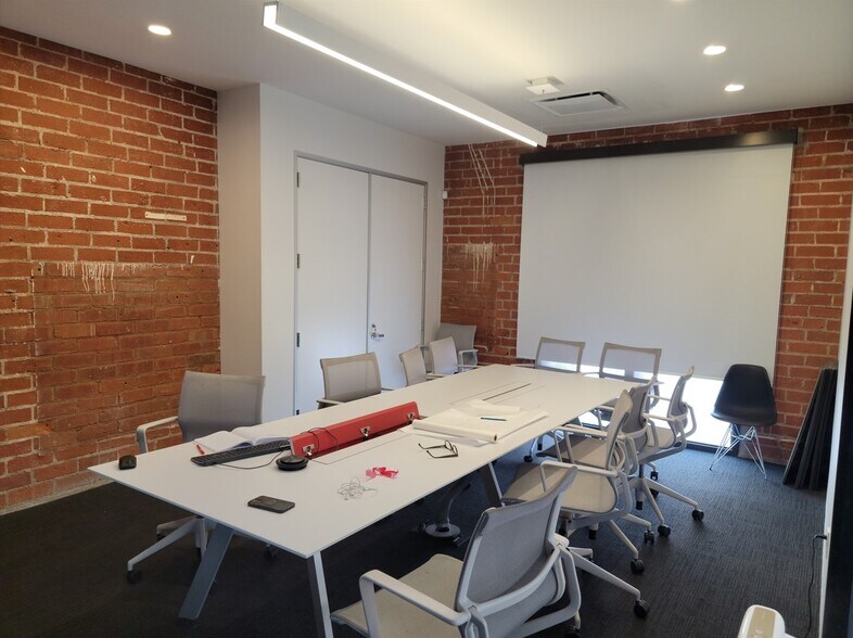 More Photos Of 3830 Willat Ave, Culver City Loft Creative Space For Lease