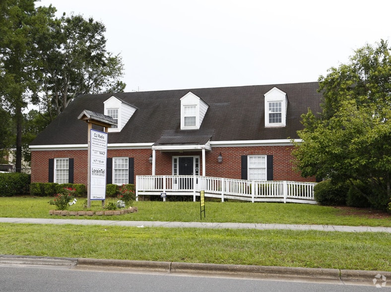 More Photos Of 1890 Dawson St, Wilmington Office Residential For Lease