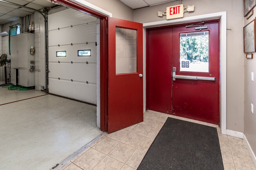 More Photos Of 9 Mill St, Stockton Police Fire Station For Sale