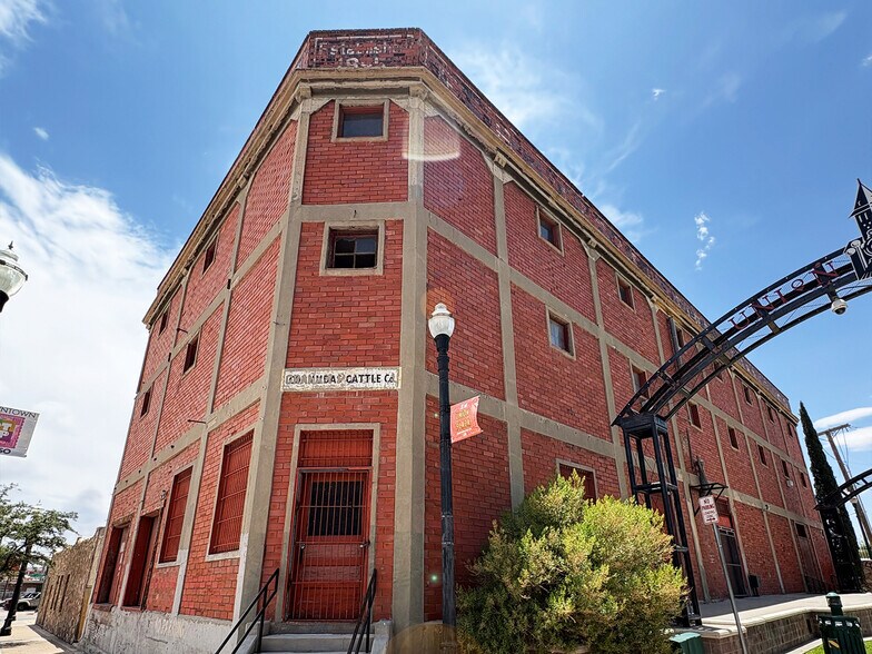 Primary Photo Of E 201 Anthony St, El Paso, Texas 79901, El Paso Auto Repair For Sale