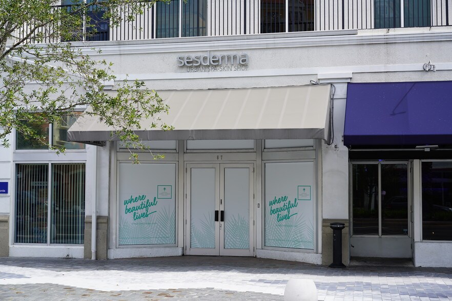 More Photos Of 55-67 Miracle Mile, Coral Gables Office Residential For Lease