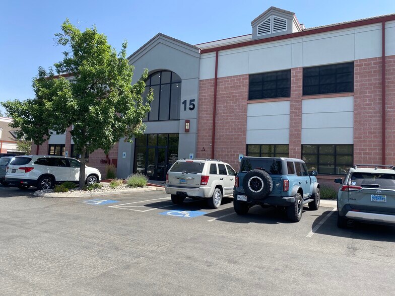 More Photos Of 15 McCabe Dr, Reno Medical For Lease