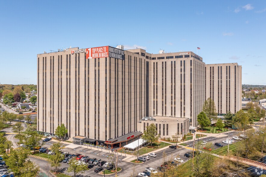 More Photos Of 900 Chelmsford St, Lowell Office For Lease