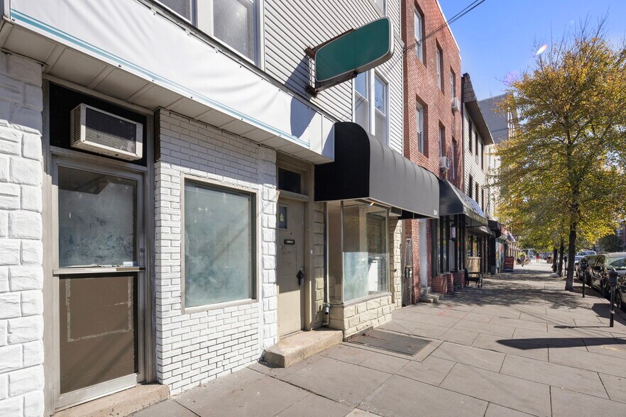 More Photos Of 304 Newark Ave, Jersey City Storefront Retail Office For Lease