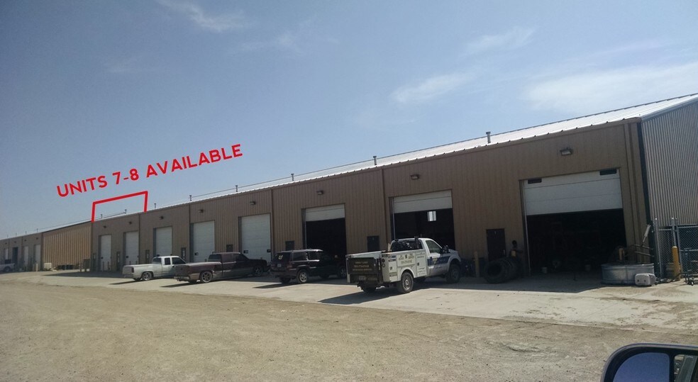 More Photos Of 5057 Owan Industrial Park Dr, Williston Industrial For Sale