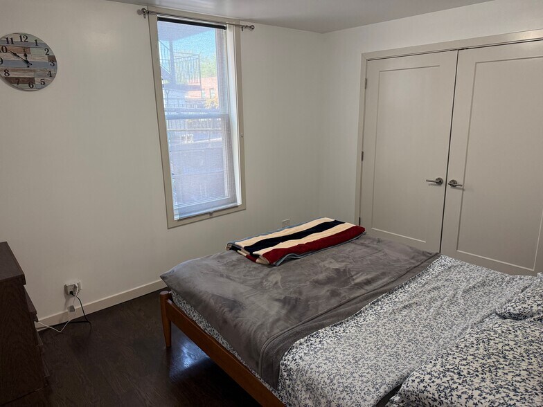 More Photos Of 2234-2236 N Western Ave, Chicago Apartments For Lease