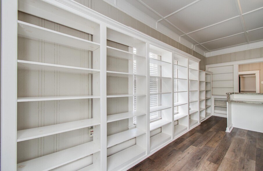 More Photos Of , League City Office For Sale