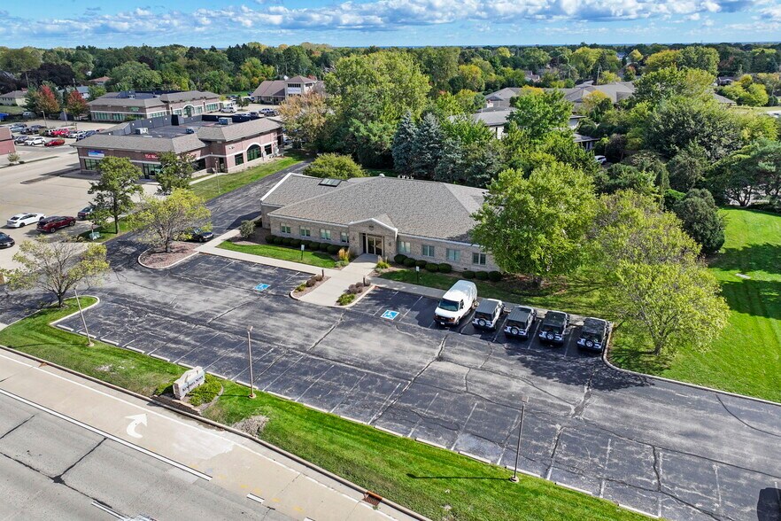 More Photos Of 6535 Green Bay Rd, Kenosha Medical For Sale
