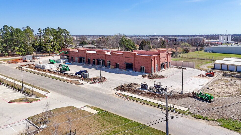Primary Photo Of 500 Pine Ridge Lane, Aubrey General Retail For Lease