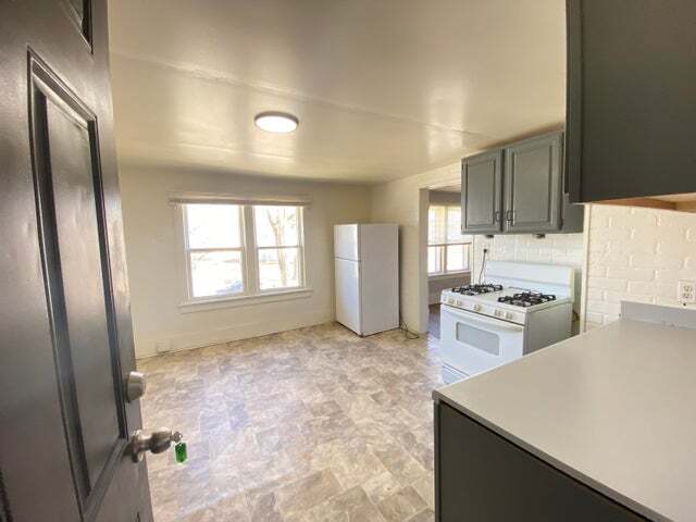 More Photos Of 590 Catawba Ave, Muskegon Apartments For Sale