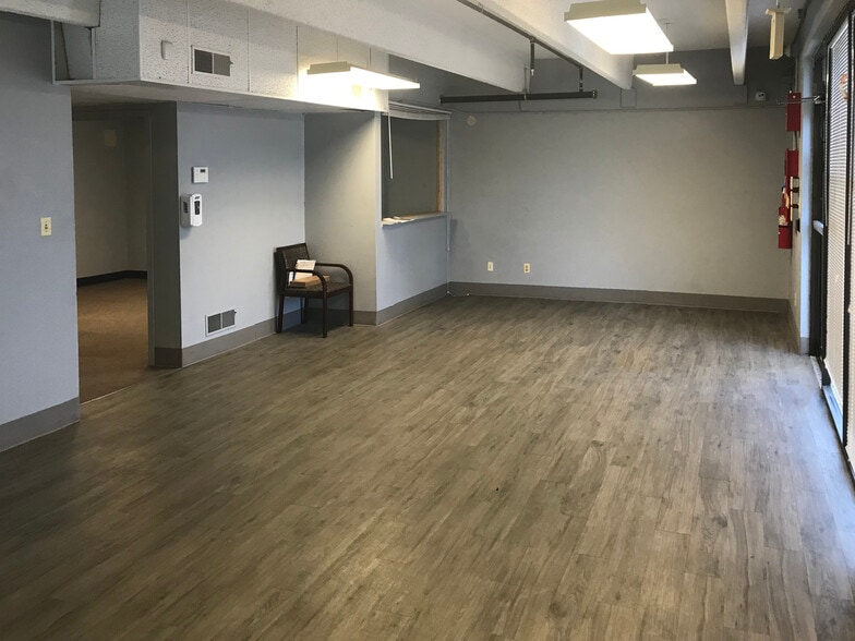 More Photos Of 9335-9345 Elm Ct, Federal Heights Manufacturing For Sale