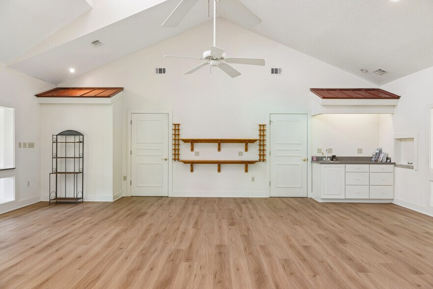 More Photos Of 205 Coosaw Way, Ridgeland Lodge Meeting Hall For Sale