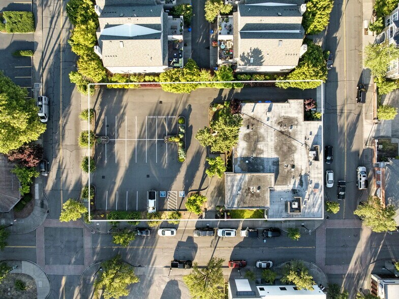More Photos Of 400 NE Roberts Ave, Gresham Medical For Sale