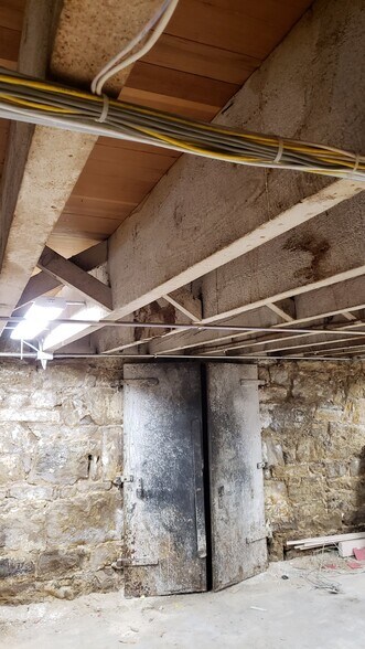 More Photos Of 202 N Carson St, Carson City Office For Sale