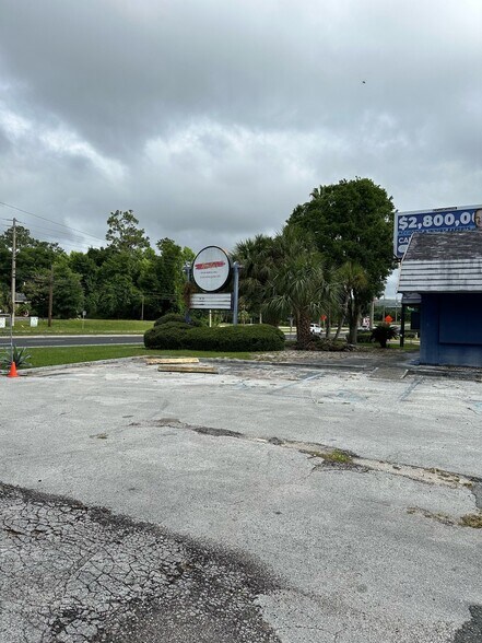 More Photos Of 2445 SW 13th St, Gainesville Storefront Retail Office For Sale