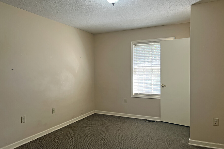 More Photos Of 1119 Brookhaven Rd, Franklin Healthcare For Sale