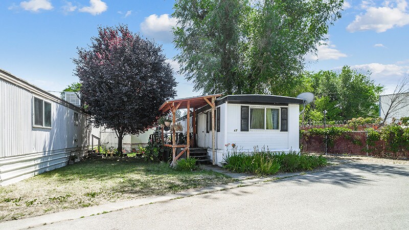 More Photos Of 9518 E 4th Ave, Spokane Valley Manufactured Housing Mobile Home Park For Sale