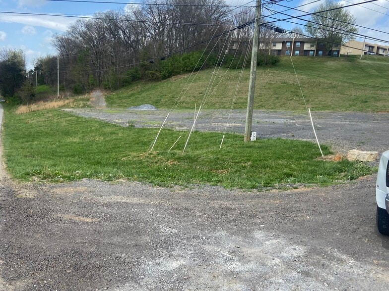 More Photos Of 104 Hinchey Hollow Road Hwy, Jefferson City Land For Lease