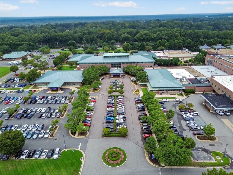 More Photos Of 8220 Meadowbridge Rd, Mechanicsville Medical For Lease