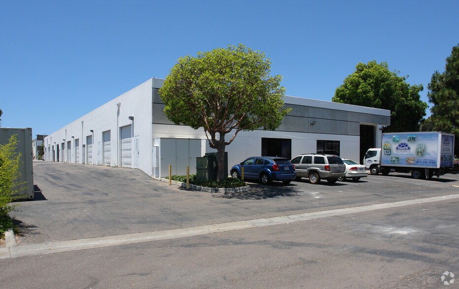 More Photos Of 6837 Nancy Ridge Dr, San Diego Warehouse For Lease