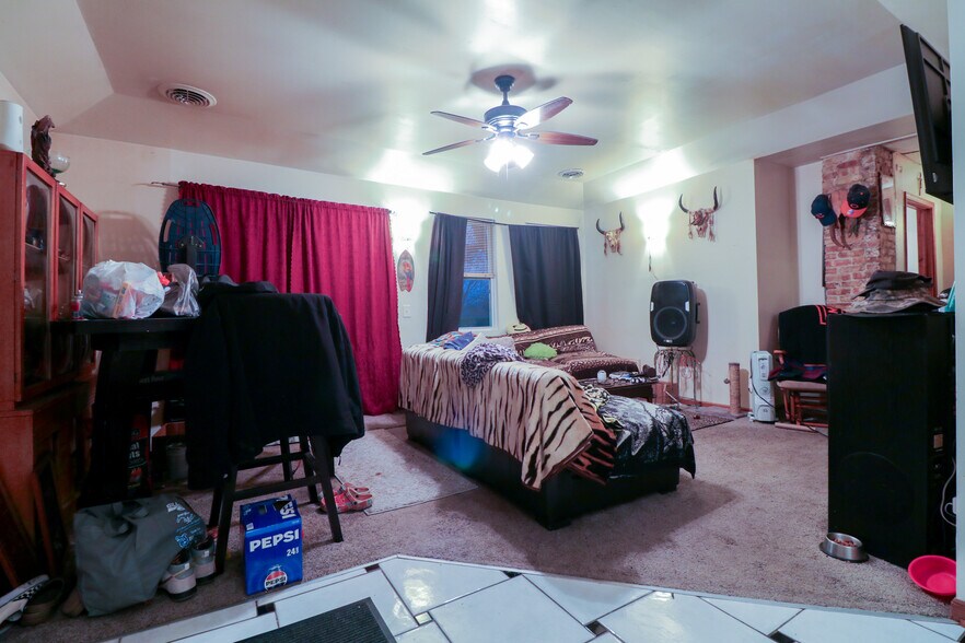 More Photos Of 40523 N Il Route 83, Antioch Apartments For Sale
