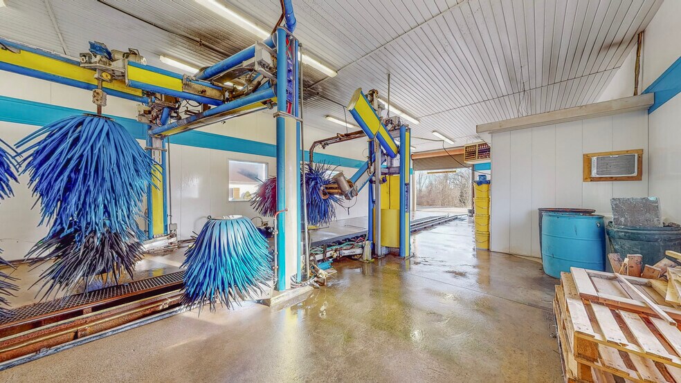 More Photos Of 4180 Sunset Blvd, Steubenville Carwash For Sale