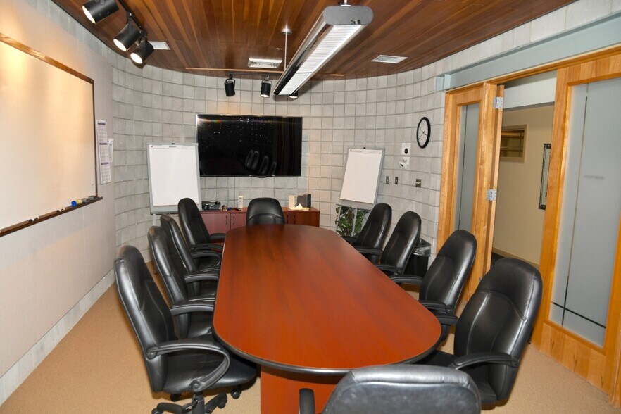 More Photos Of 634 Alpha Dr, Pittsburgh Office For Lease