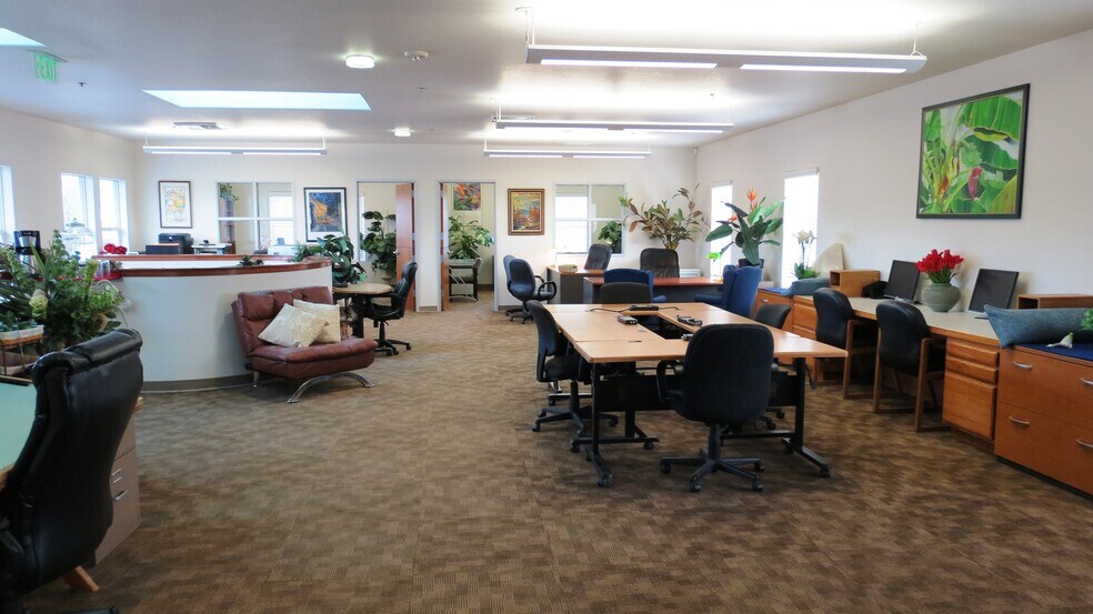 More Photos Of 1925 E Prater Way, Sparks Office For Sale