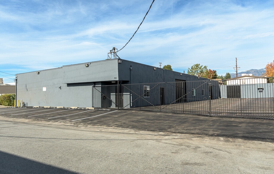 More Photos Of 319 Agostino Rd, San Gabriel Manufacturing For Lease
