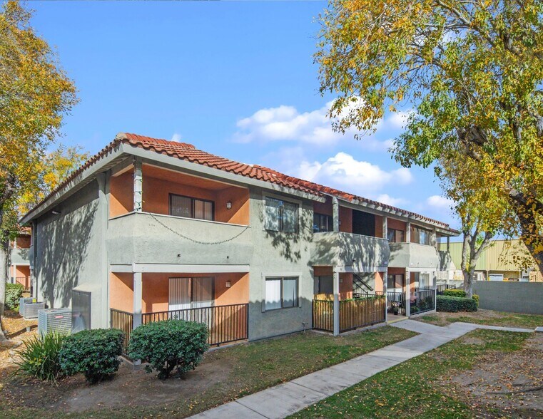 More Photos Of 1531 W Rialto Ave, Fontana Apartments For Sale