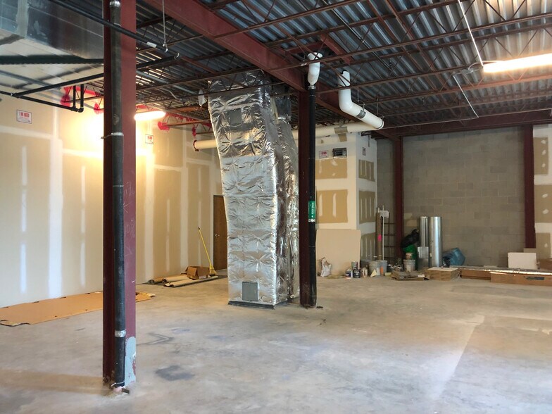 More Photos Of 916 S Main St, Fuquay-Varina Medical For Lease
